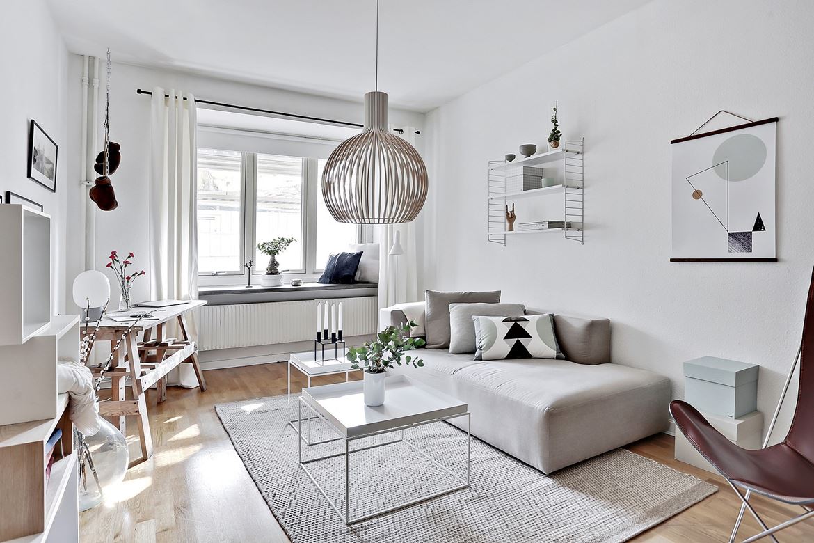 Un lit derrière le rideau planete deco a homes world