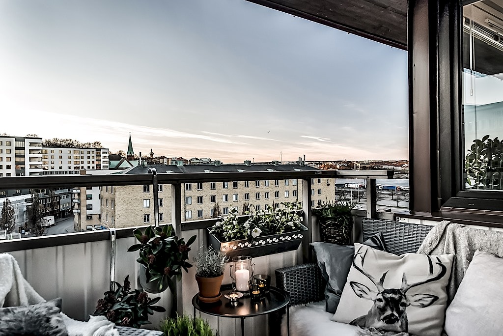 Get Petite decoration condo Free