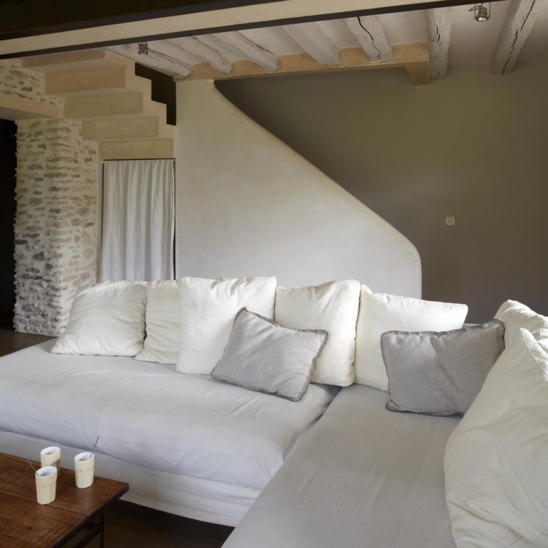 Une maison rénovée par une designer d'intérieur près de Paris