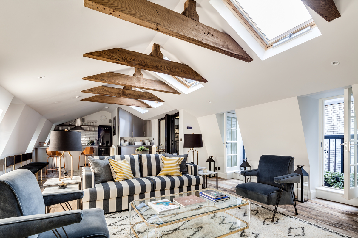 Un appartement londonien sous les toits
