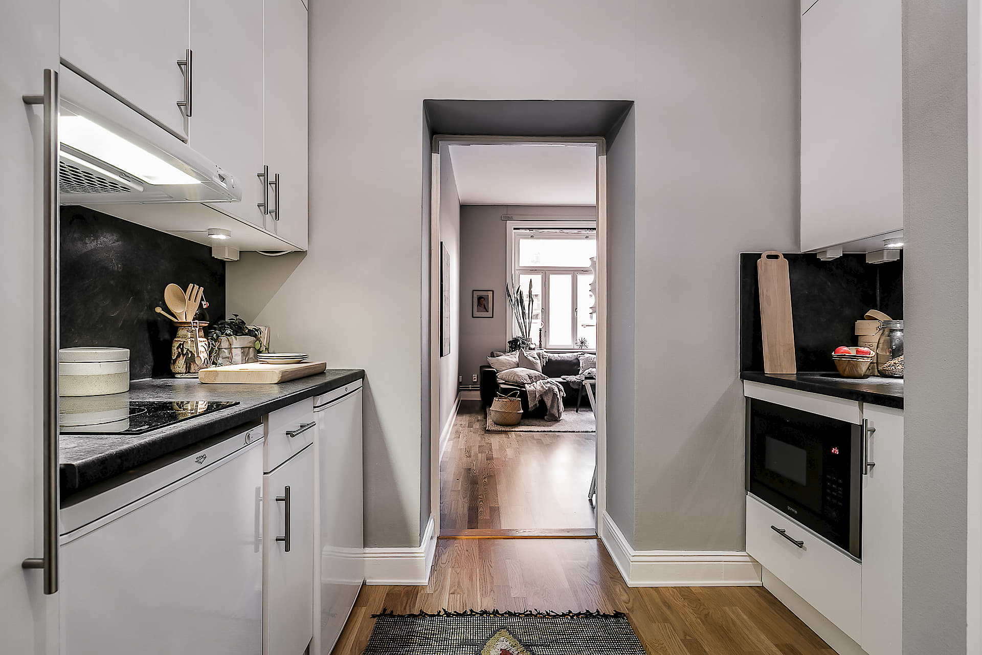 Une cuisine installée dans l'entrée, une bonne idée ? DECO a