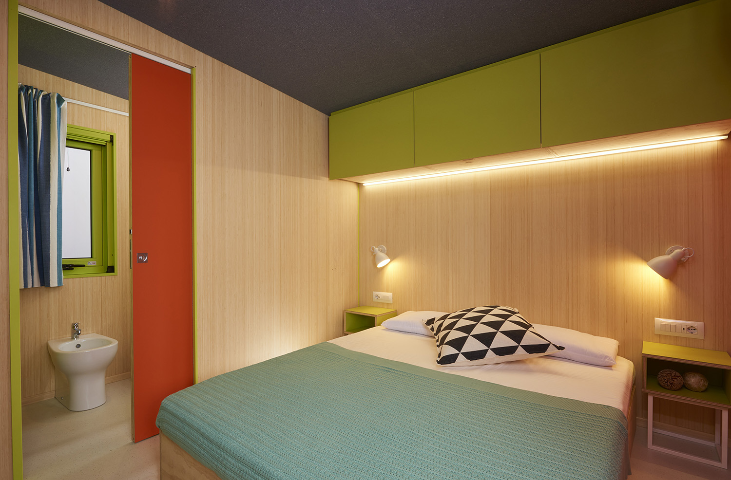 chambre principale mobilhome écologique et design