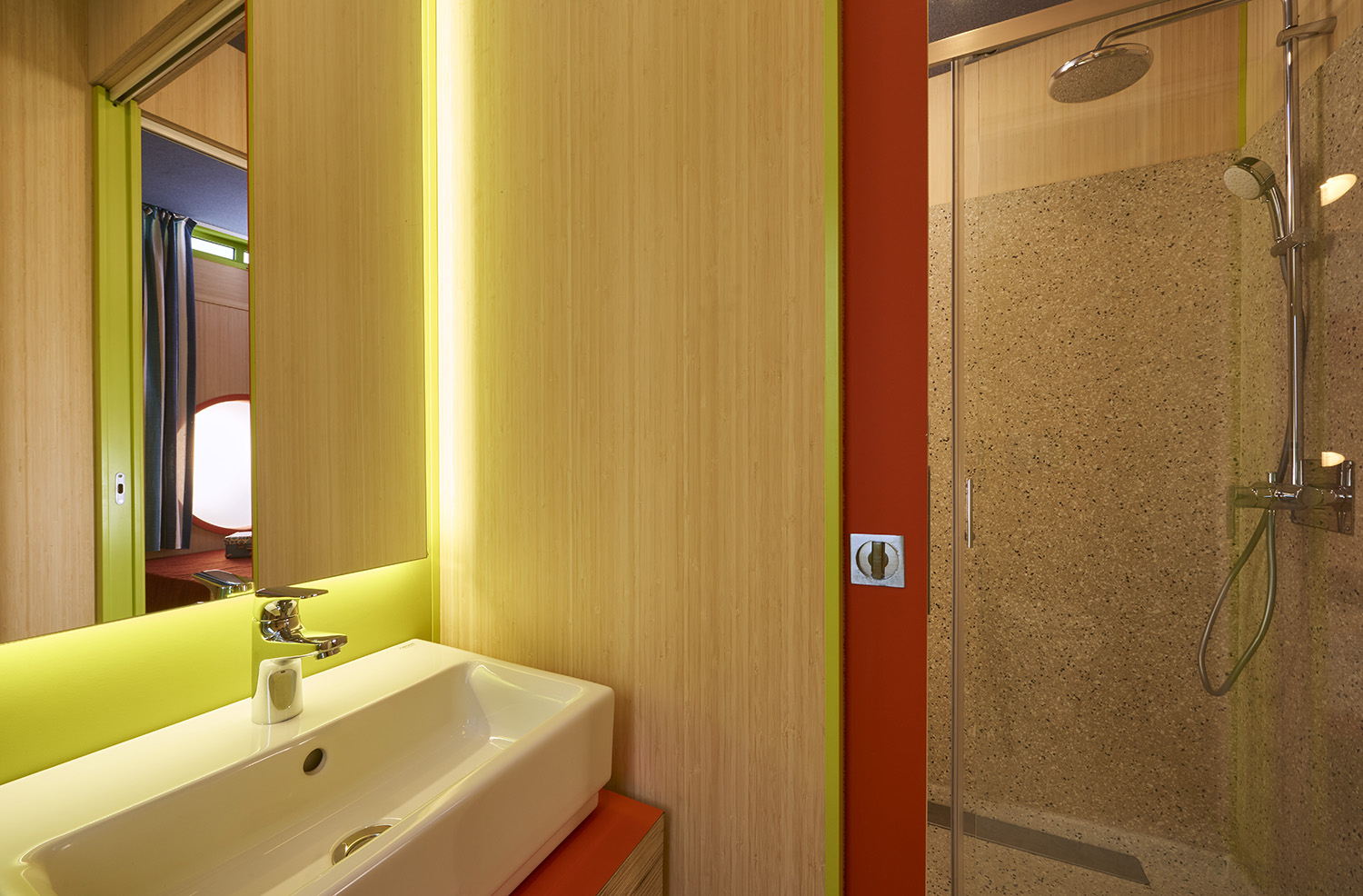 salle d'eau mini maison design