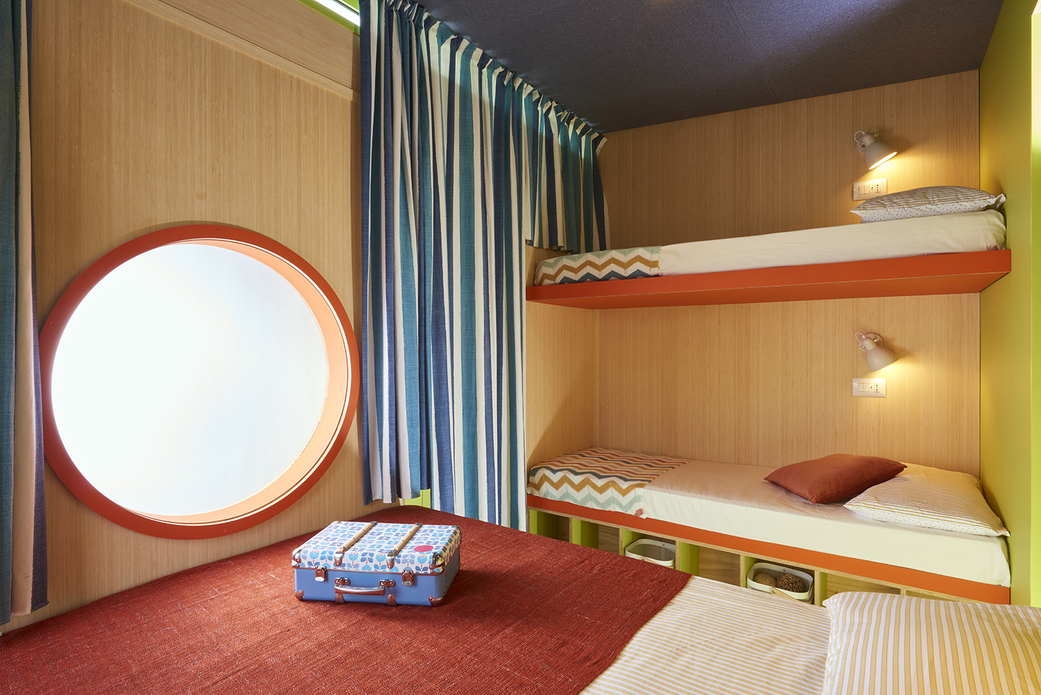 chambre mini maison design