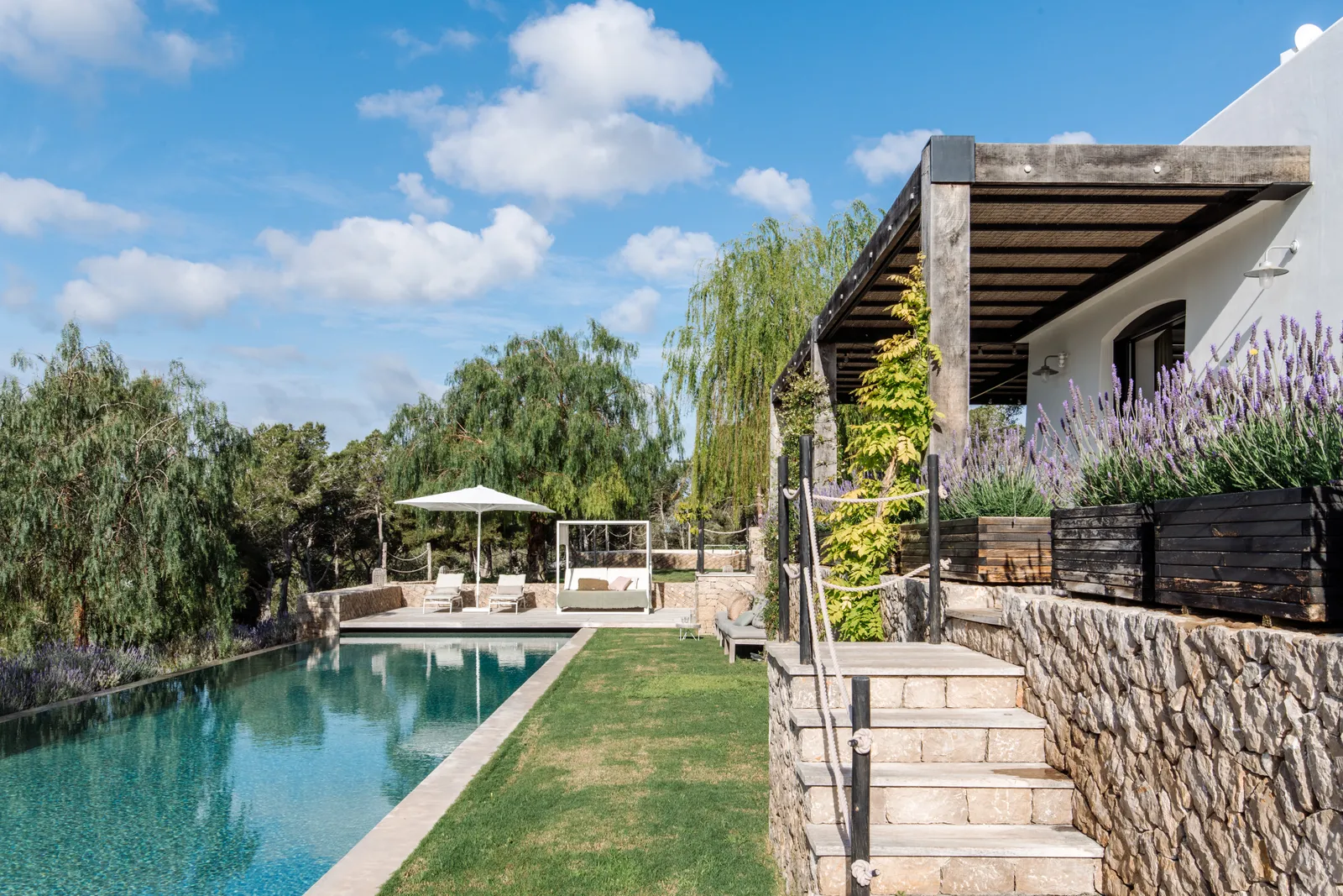 Villa Reste Du Monde Ibiza Une maison avec piscine à louer pour les vacances à Ibiza