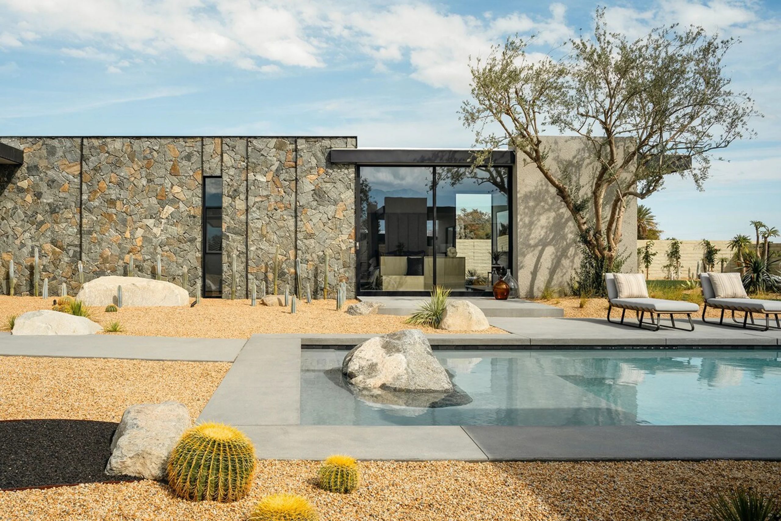 jardin maison d'architecte avec piscine