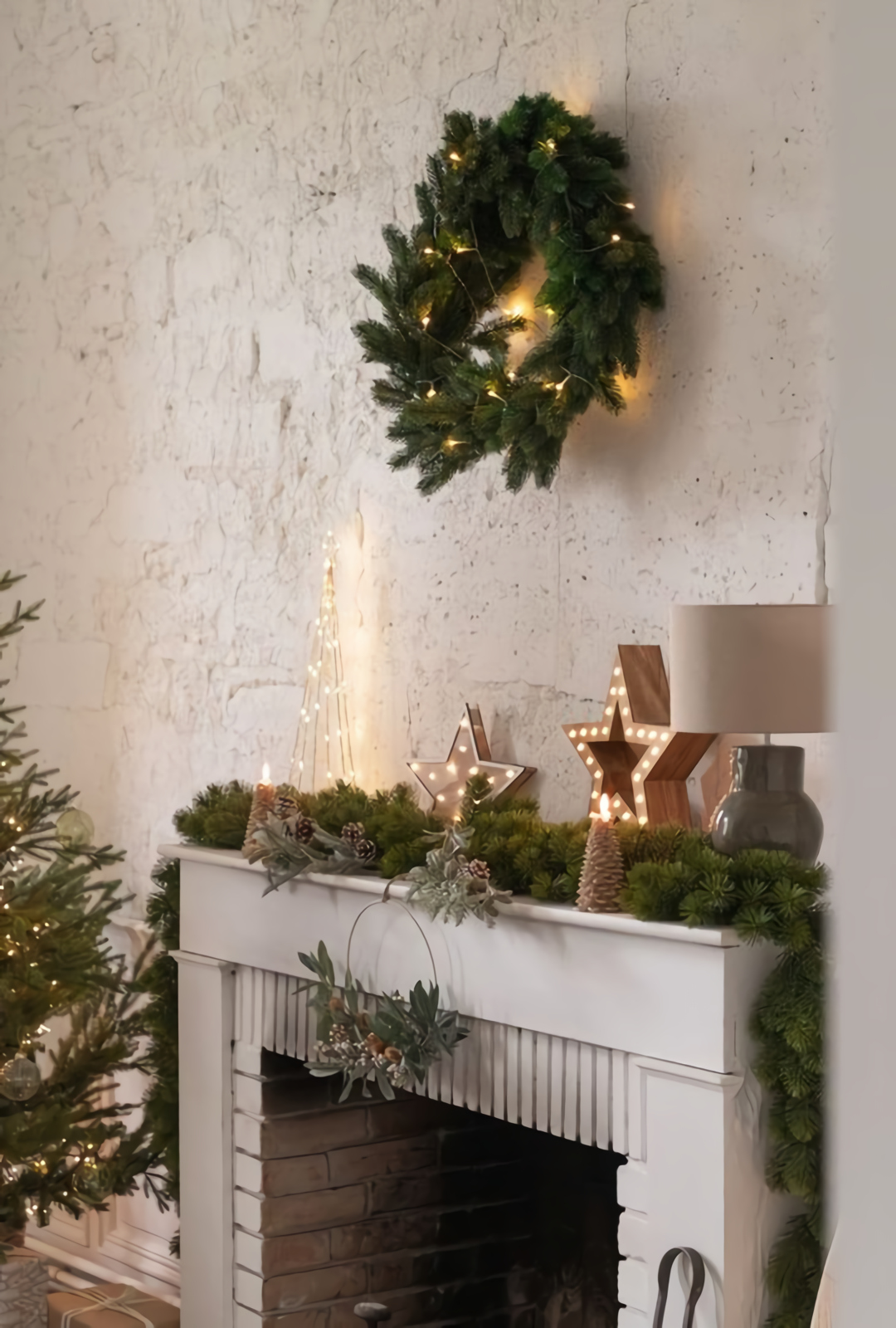 cheminée salon Maisons du Monde Noël 