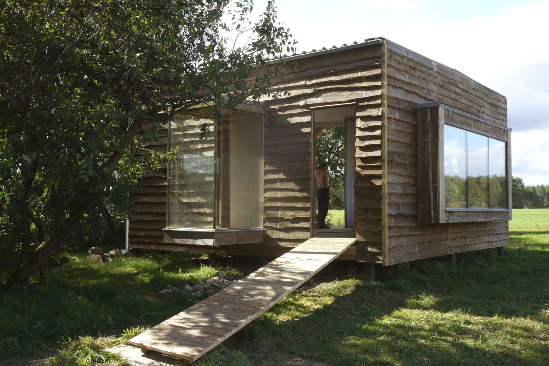 façade mini maison en bois