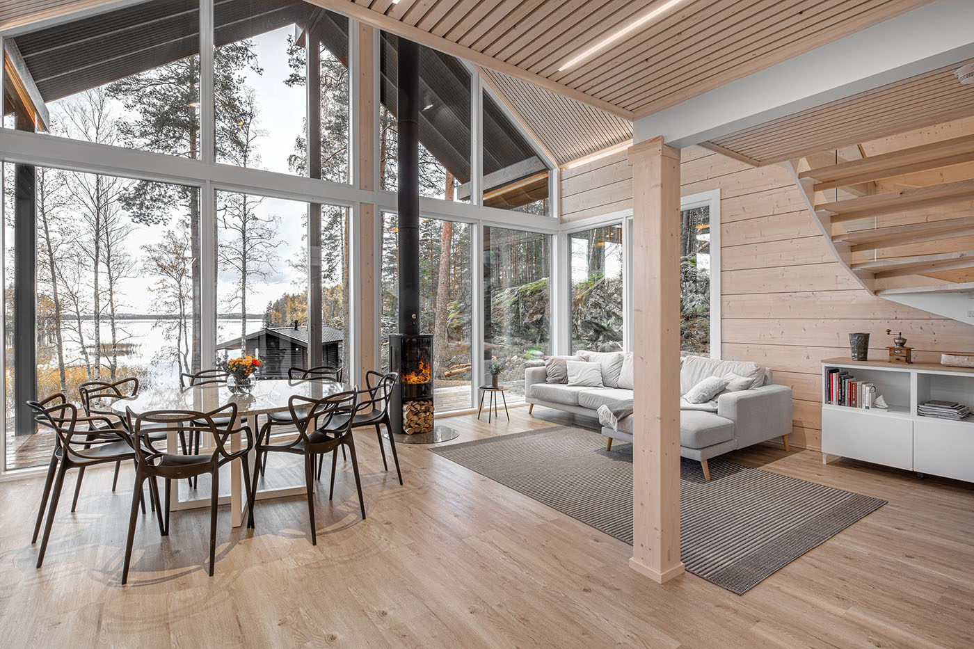 salon maison en bois finlandaise