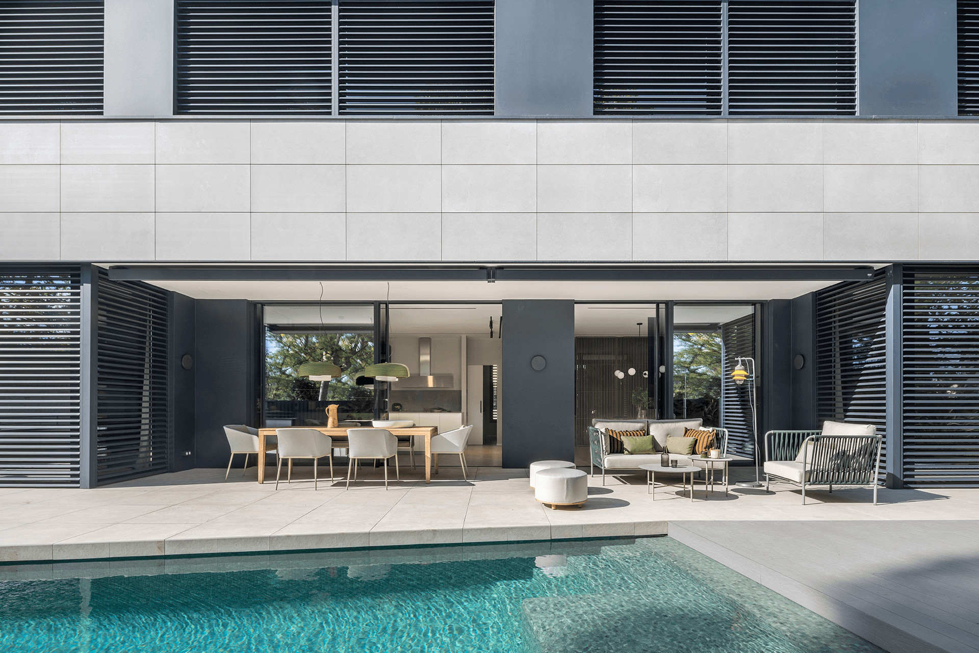 terrasse avec piscine maison d'architecte