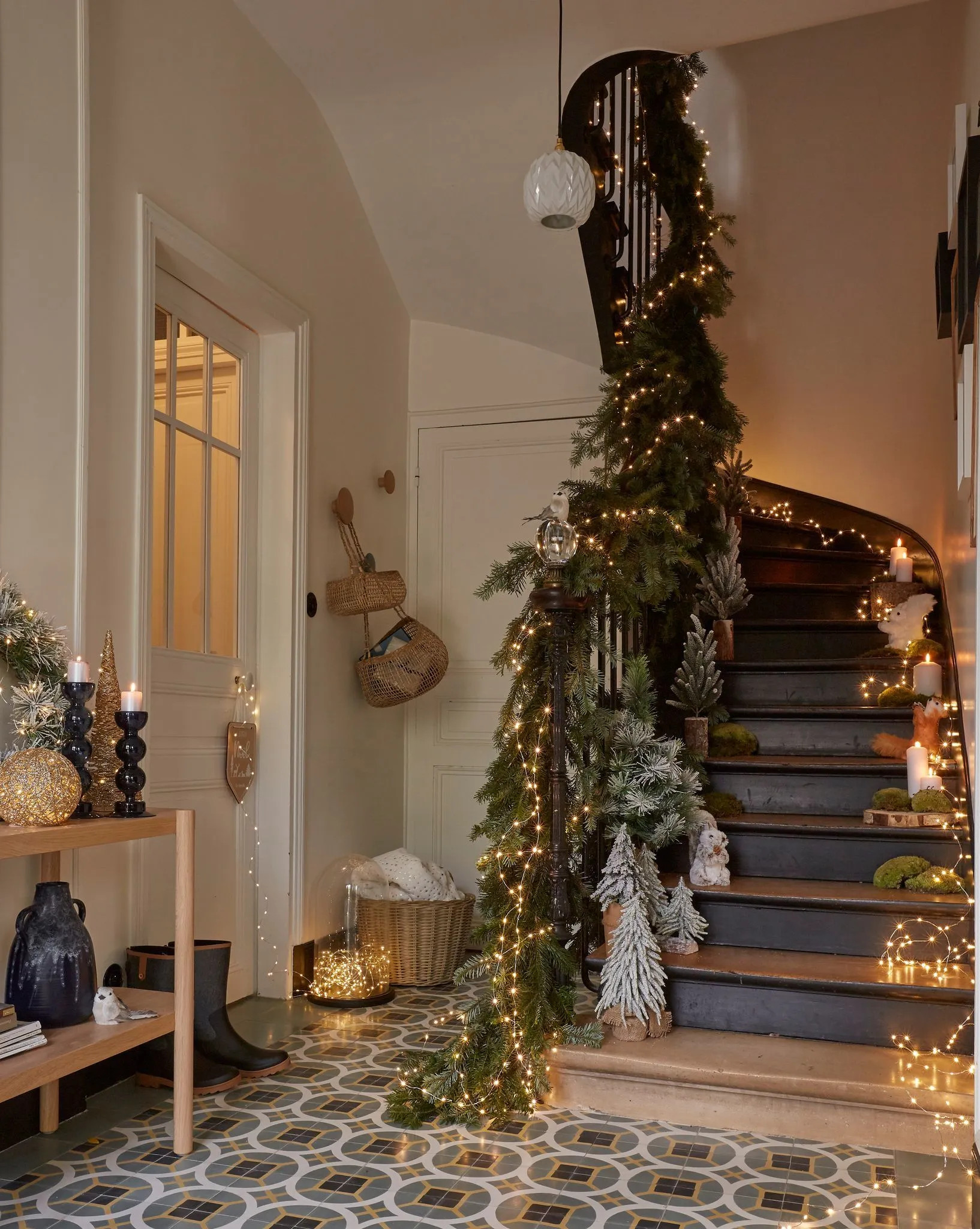 entrée et escalier décoration Noël