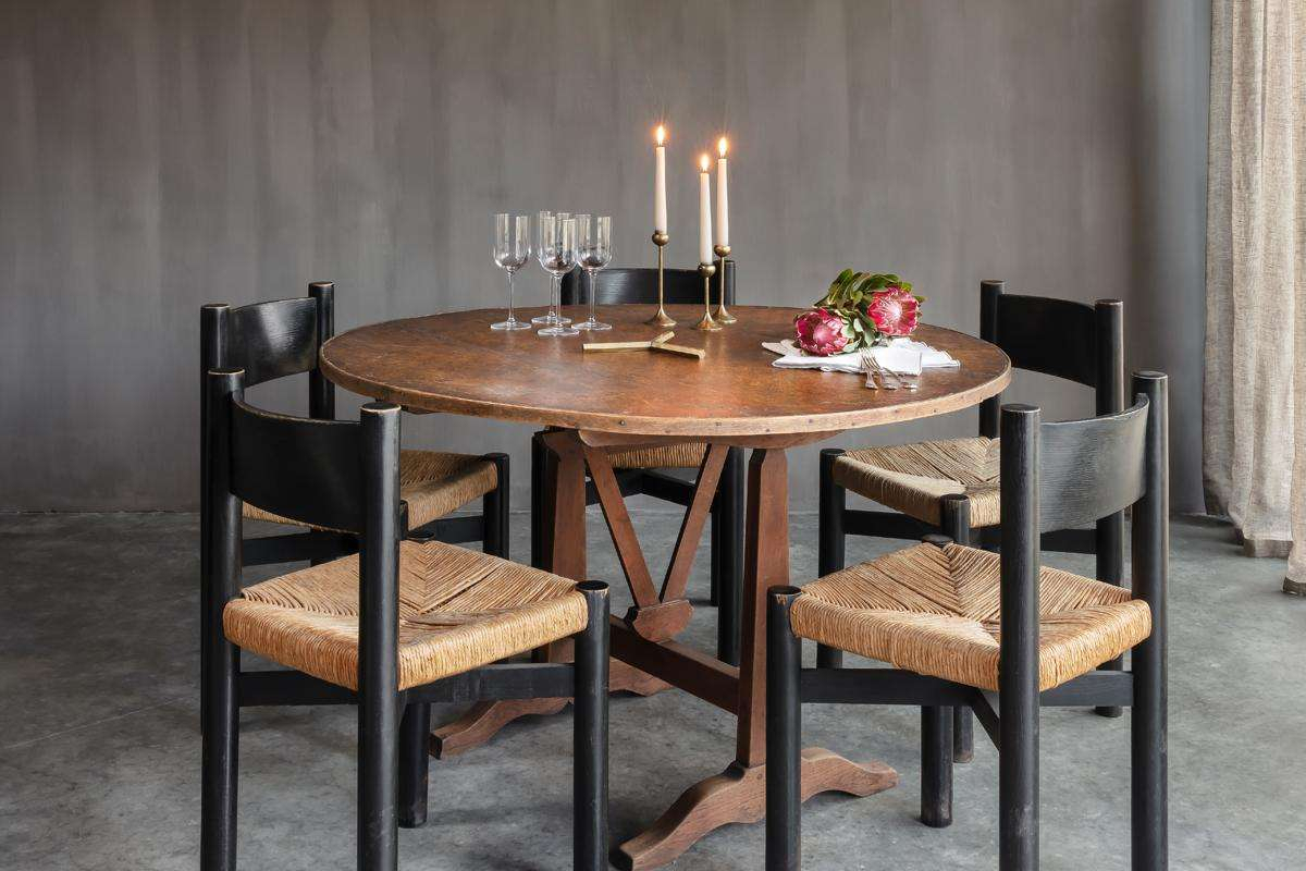salle à manger table ronde en bois