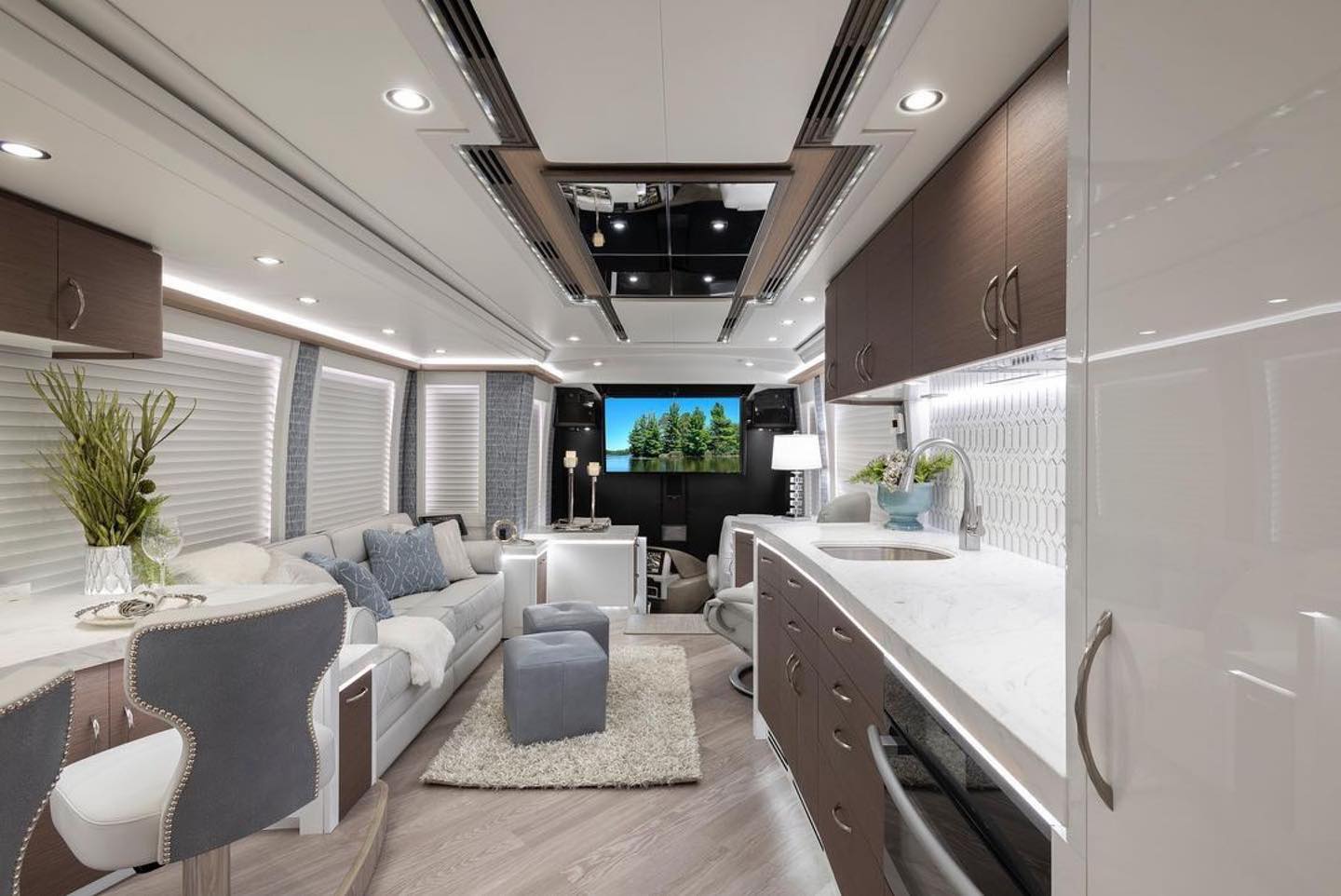 intérieur camping car américain de luxe