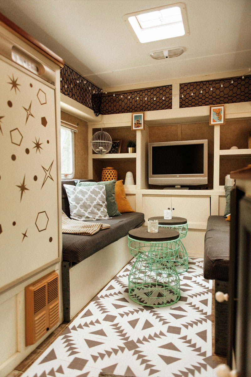 intérieur caravane rénovée décoration design