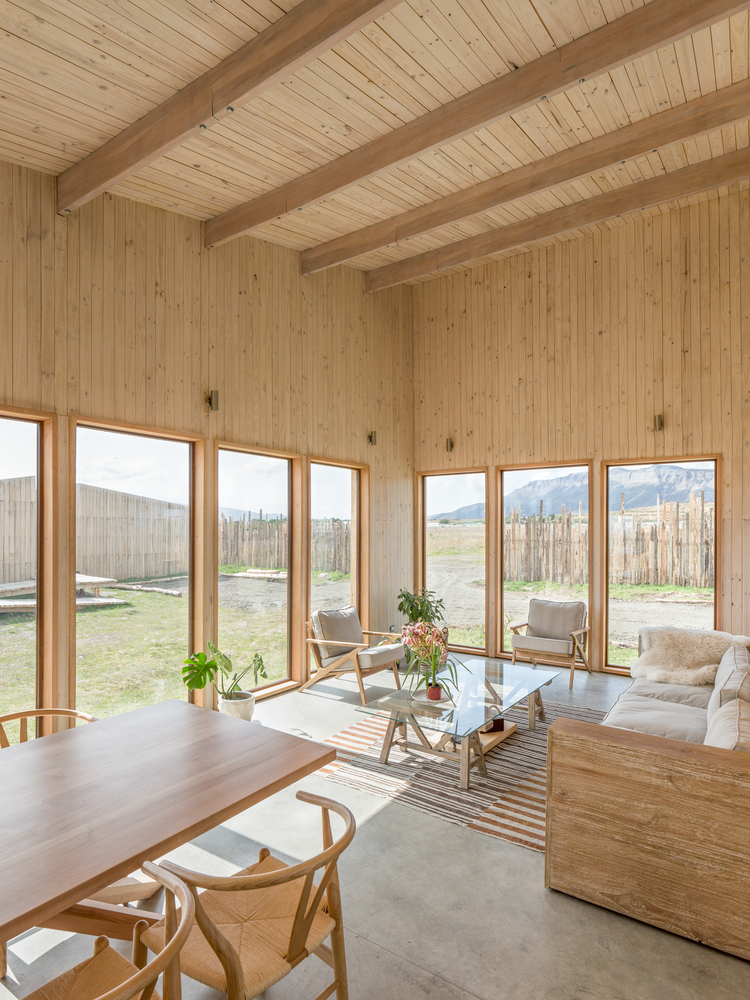 salon maison en bois design