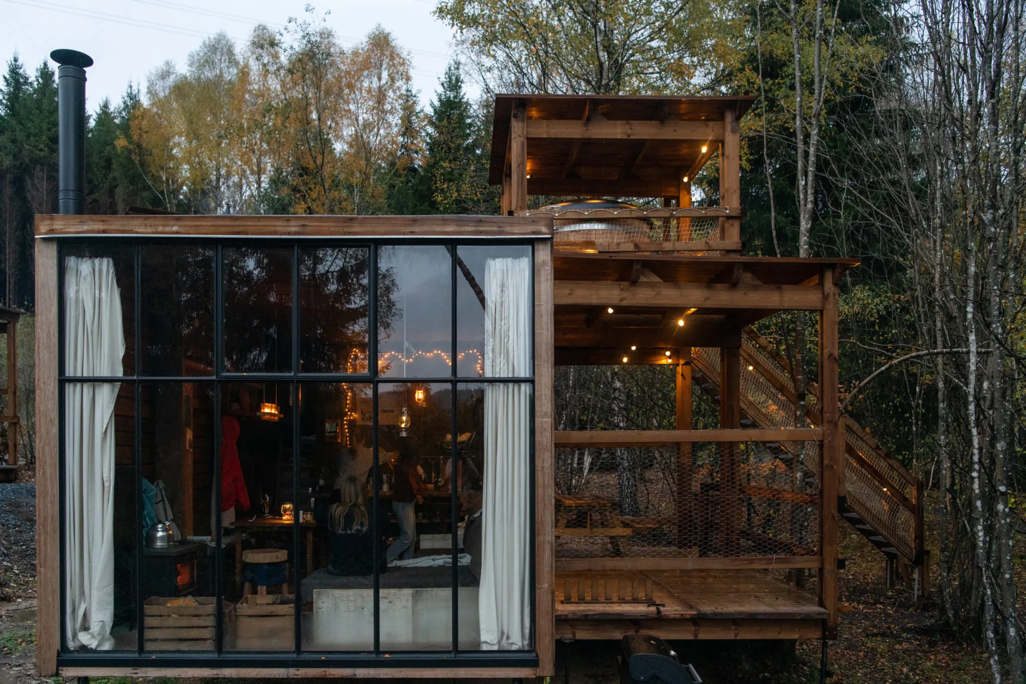 façade cabane en bois design