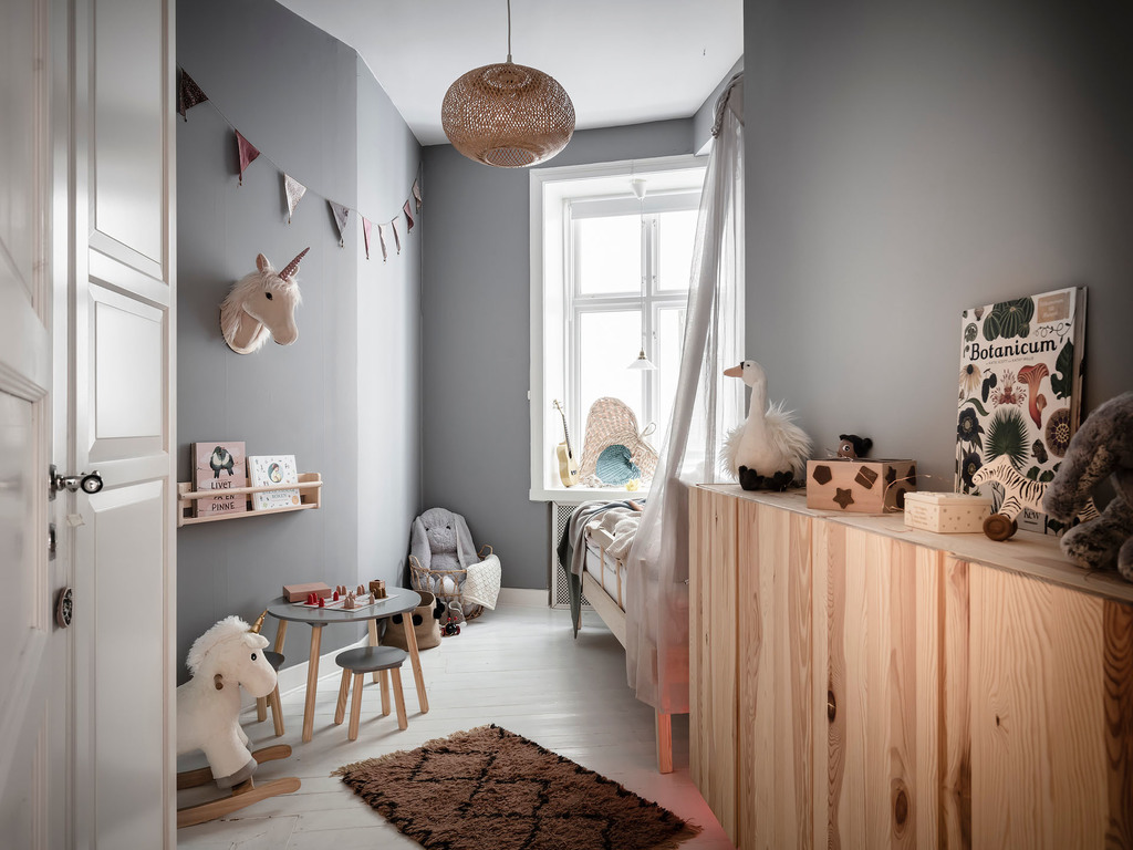 chambre d'enfant grise décoration scandinave
