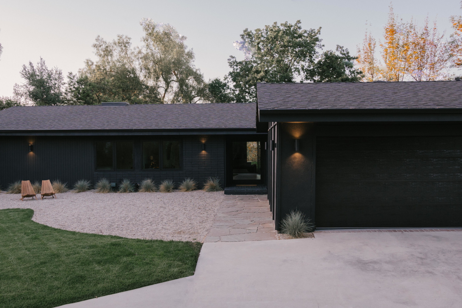 façade bois noir maison Californie