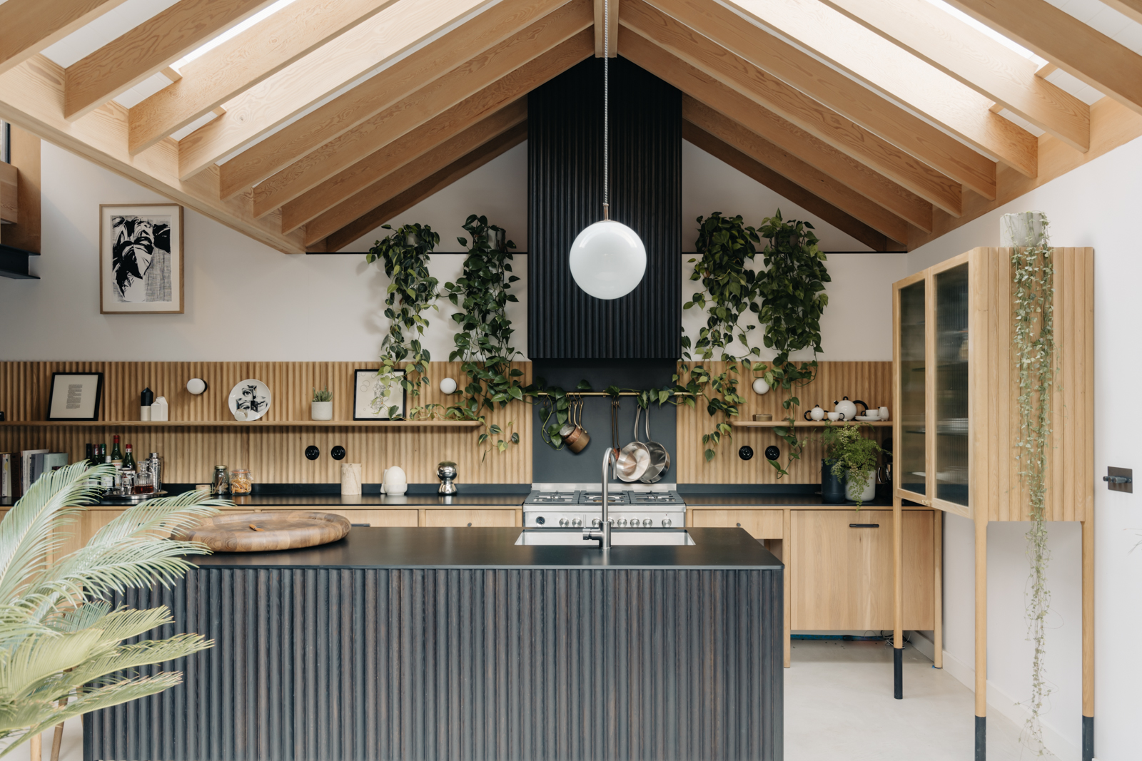 cuisine bois et noir décoration design