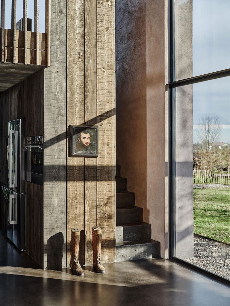 escalier maison Italie décoration rustique moderne