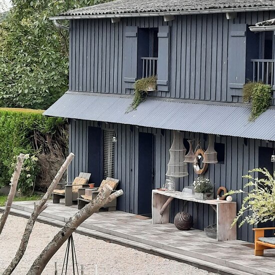 façade maison bois couleur grise