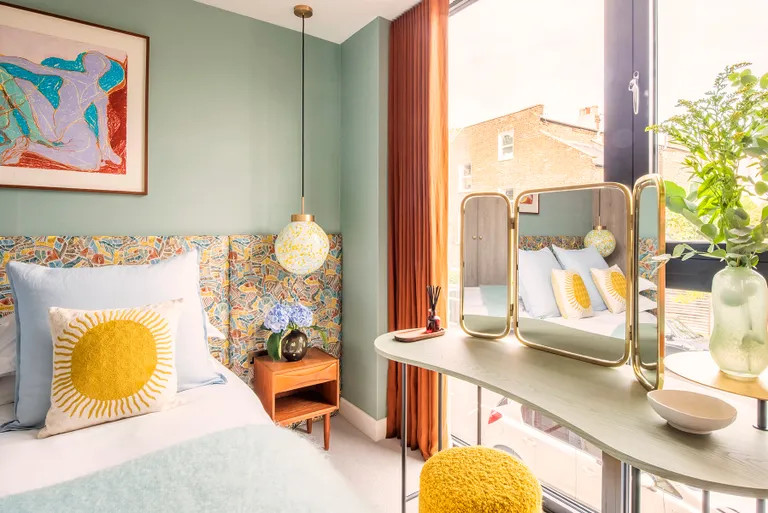 chambre décoration colorée et vintage