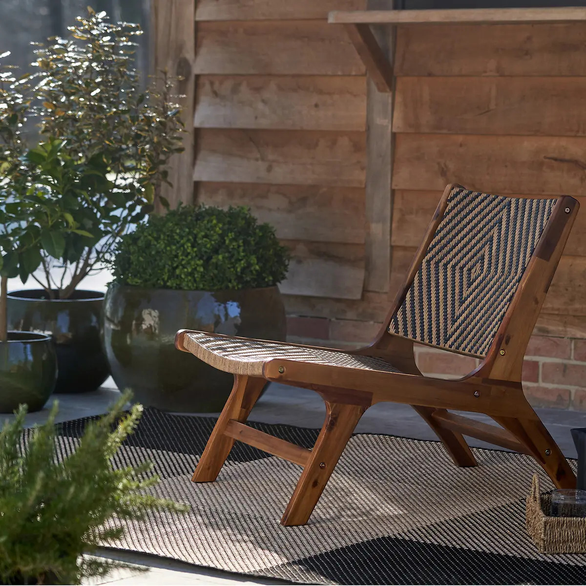 terrasse bois avec fauteuil bas catalogue la redoute intérieurs