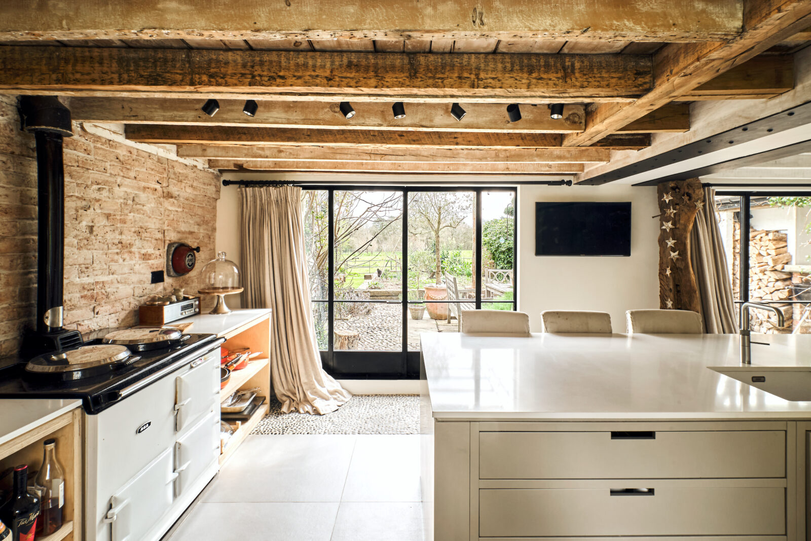 Une maison anglaise du 17e siècle rénovée par des architectes