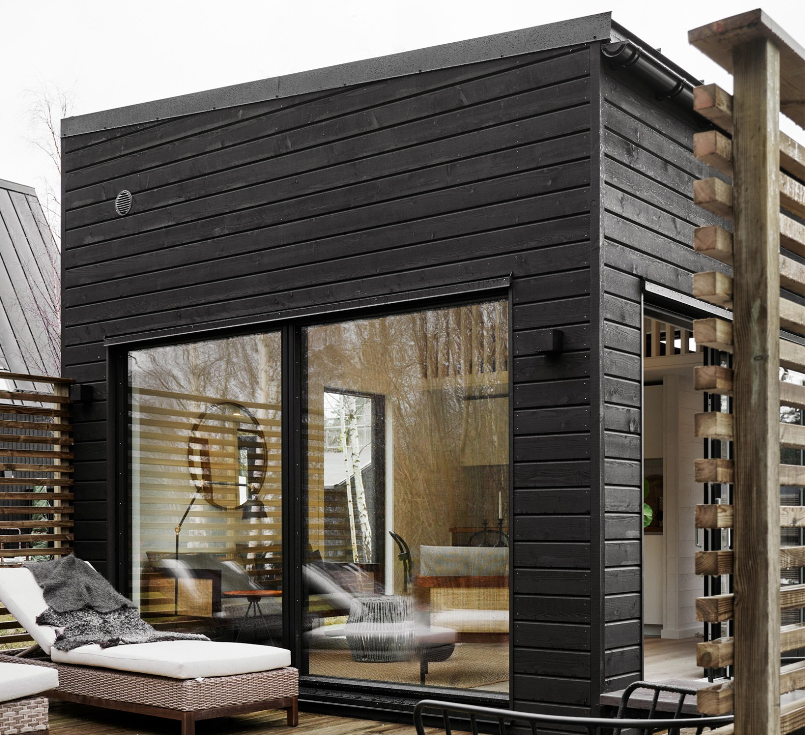 Une parfaite mini maison de 27m2 au design bois, gris et noir (avec plan)