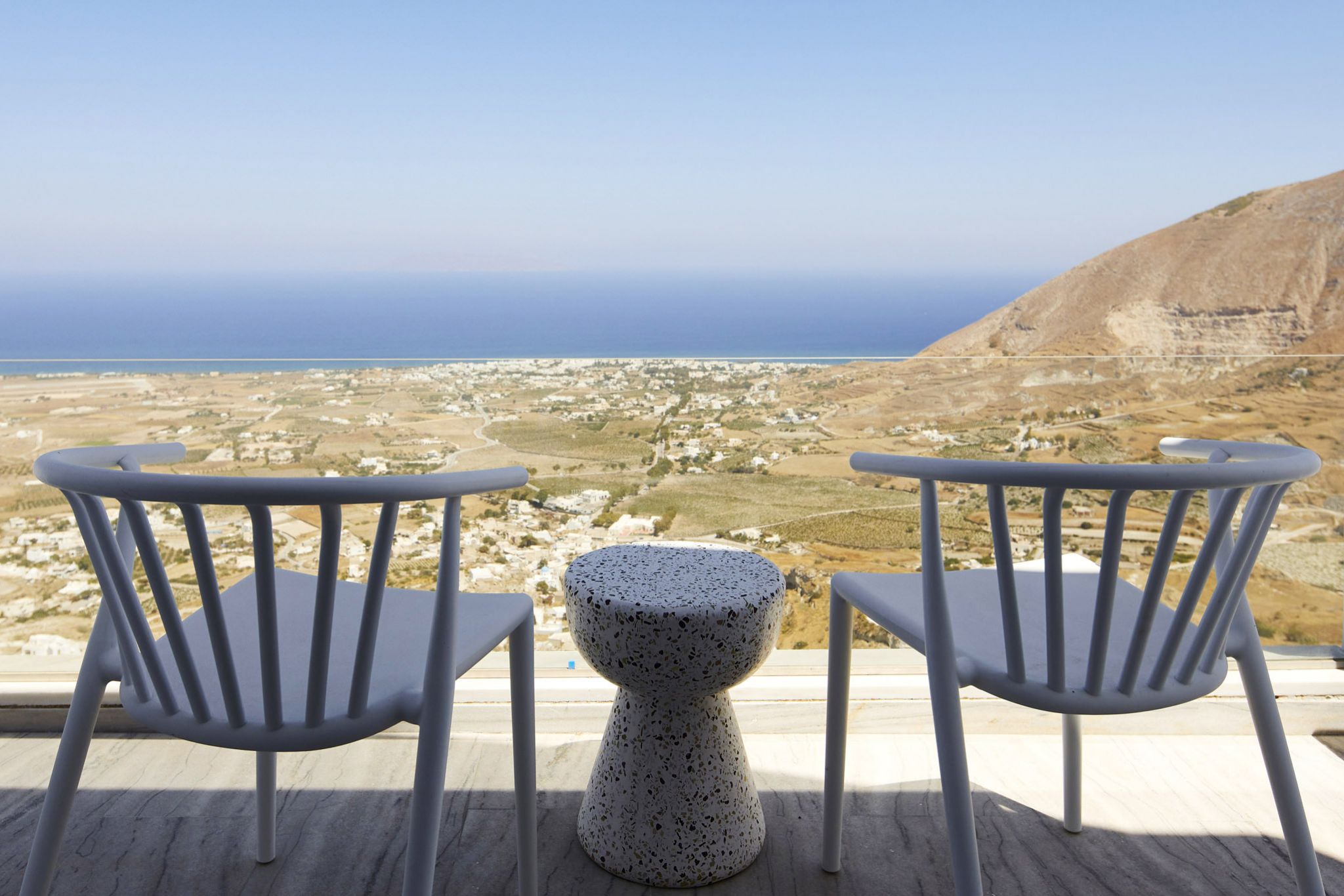terrasse maison blanche dans les Cyclades