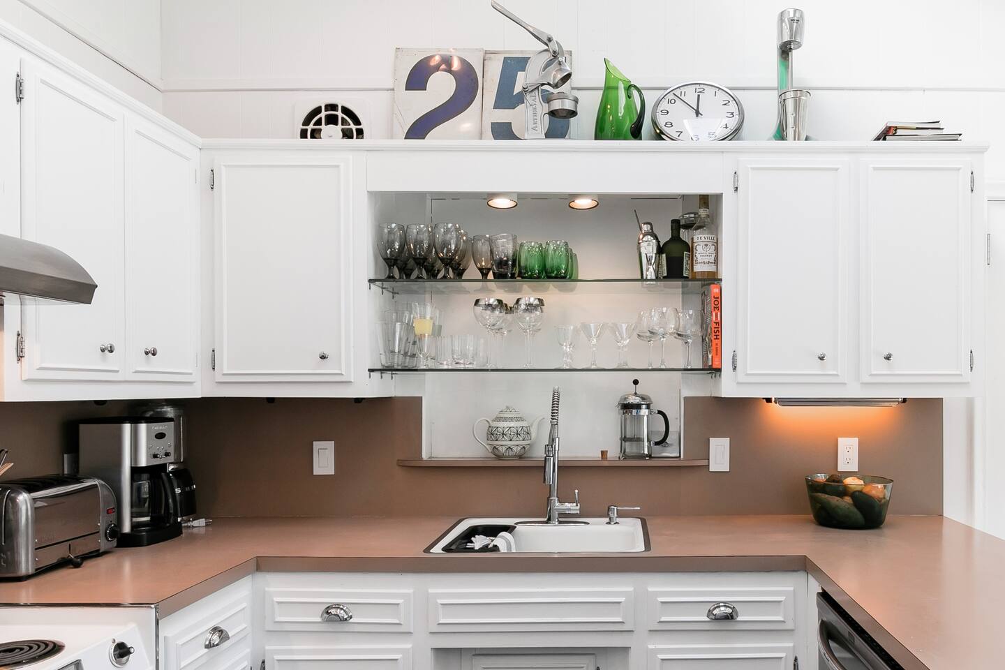 House Hamptons white kitchen