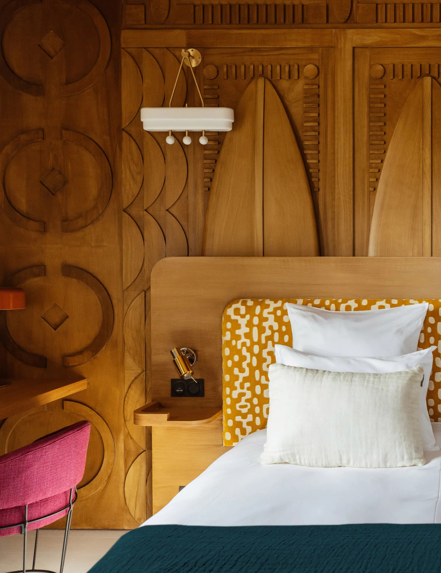 chambre décoration contemporaine tête de lit surf