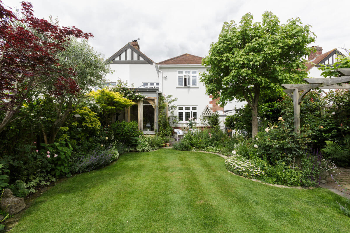 English home garden
