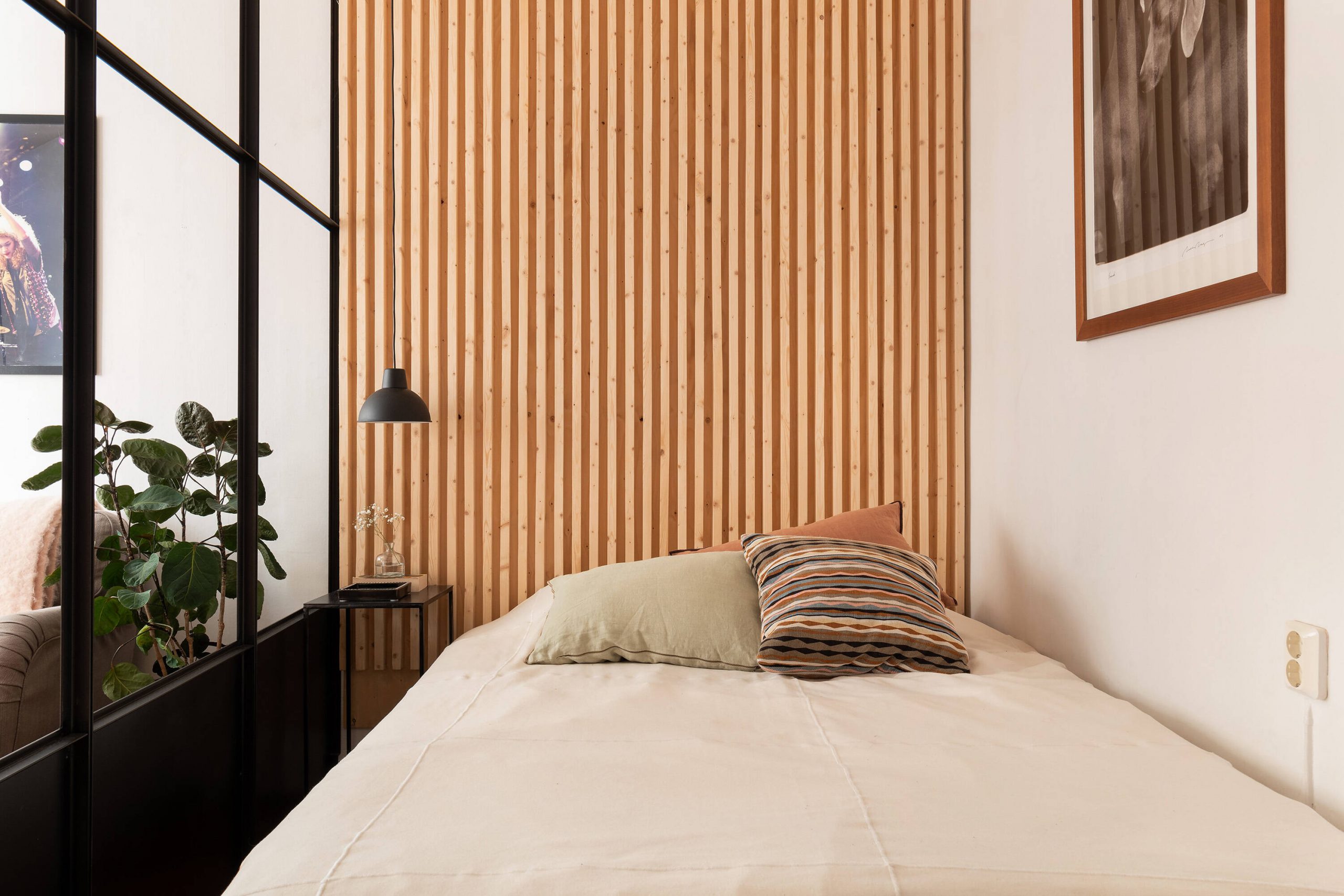 bedroom headboard decoration wooden wedge