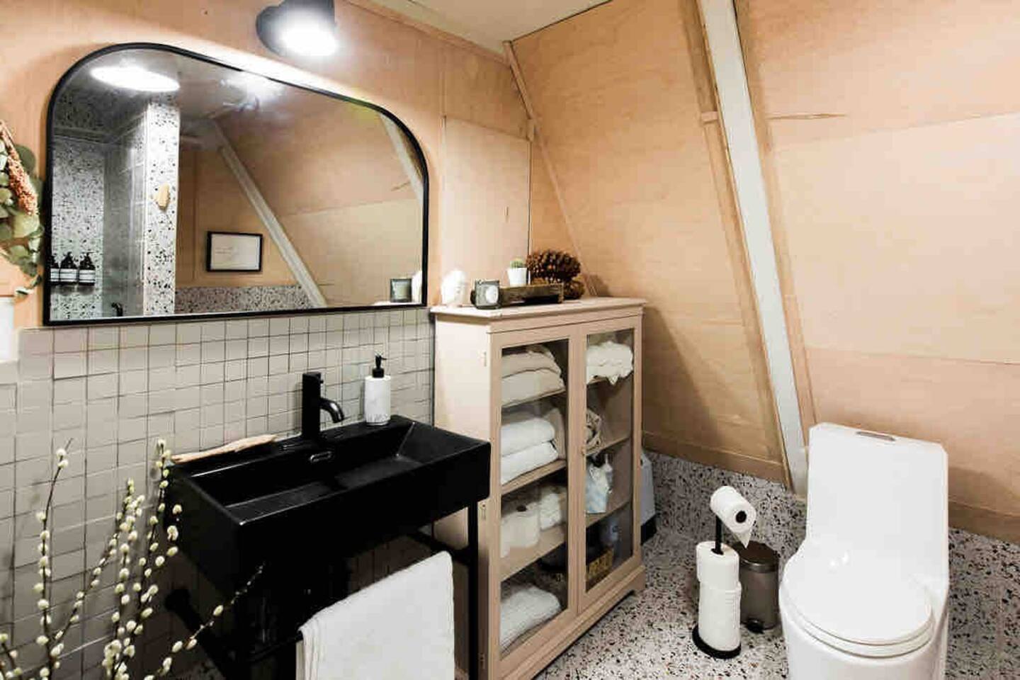 salle de bain design maison en bois