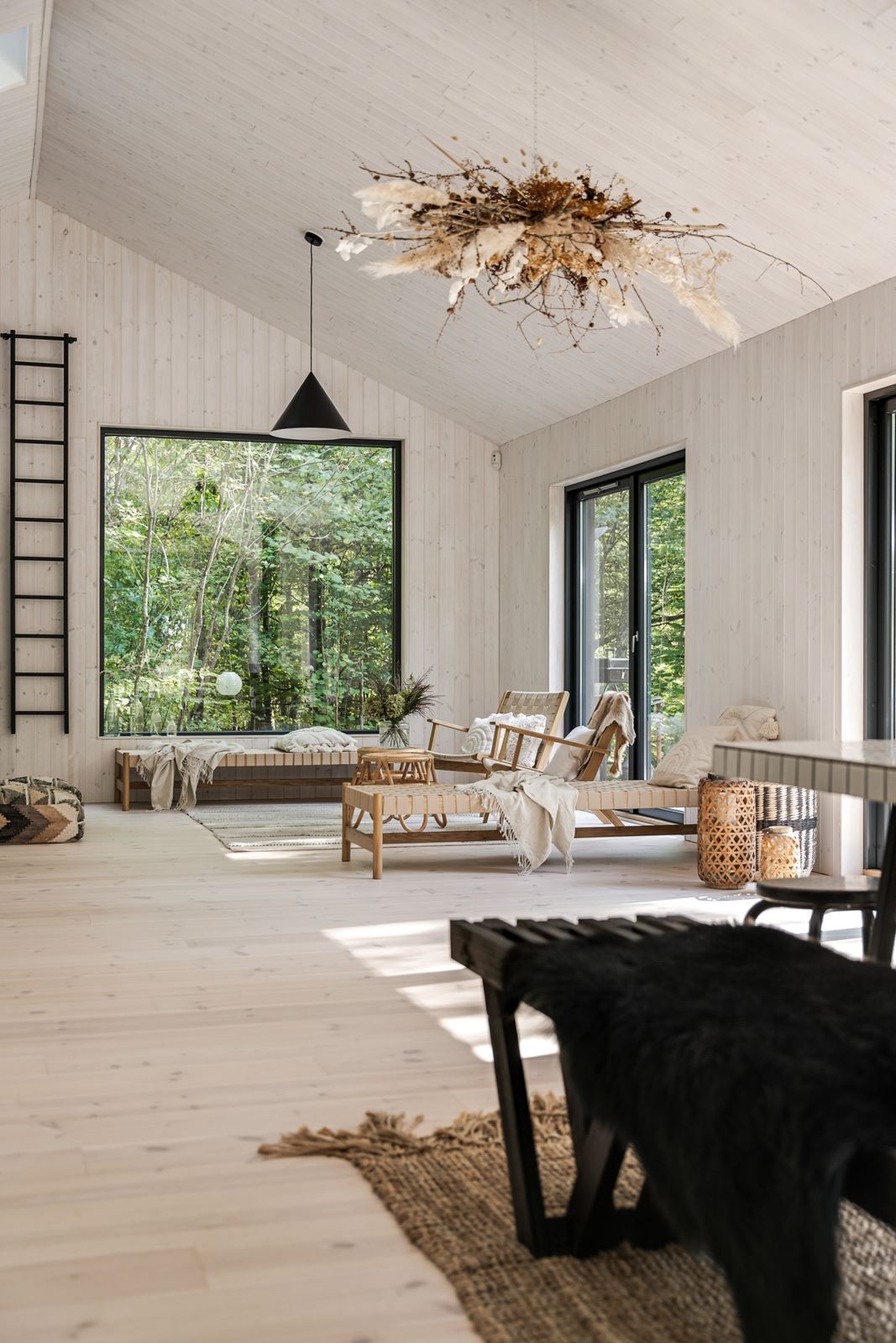 salon maison en bois décoration naturelle