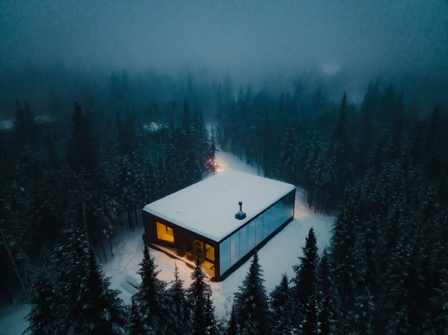 maison architecte dans la neige