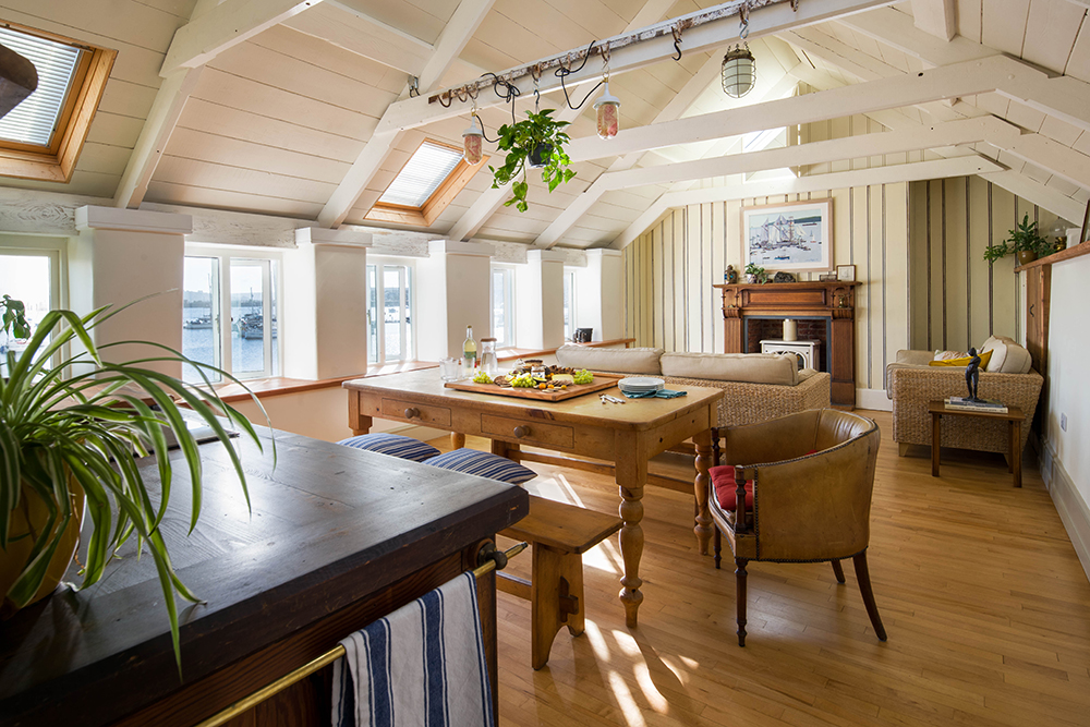 English cottage living room