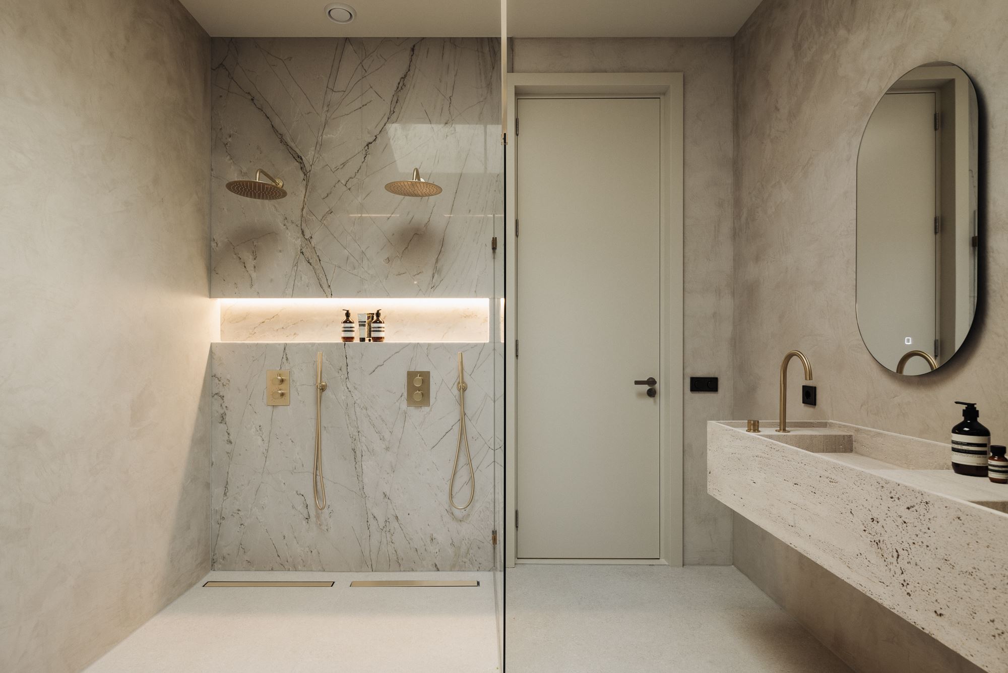 salle de bain design marbre