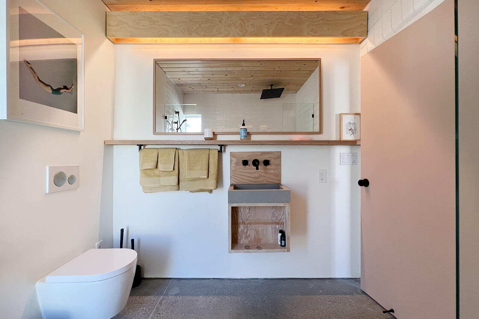 salle de bain maison en bois décoration design