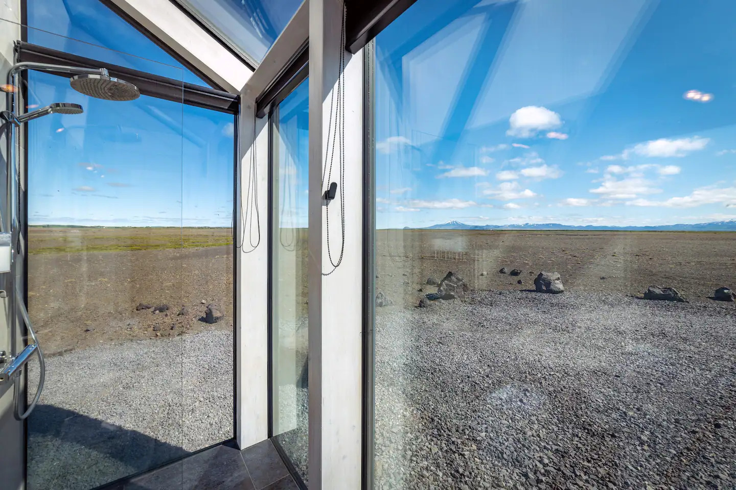 douche mini maison vitrée Islande