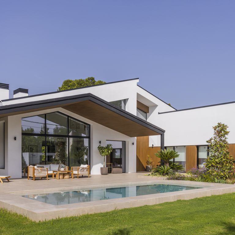 jardin maison contemporaine avec piscine