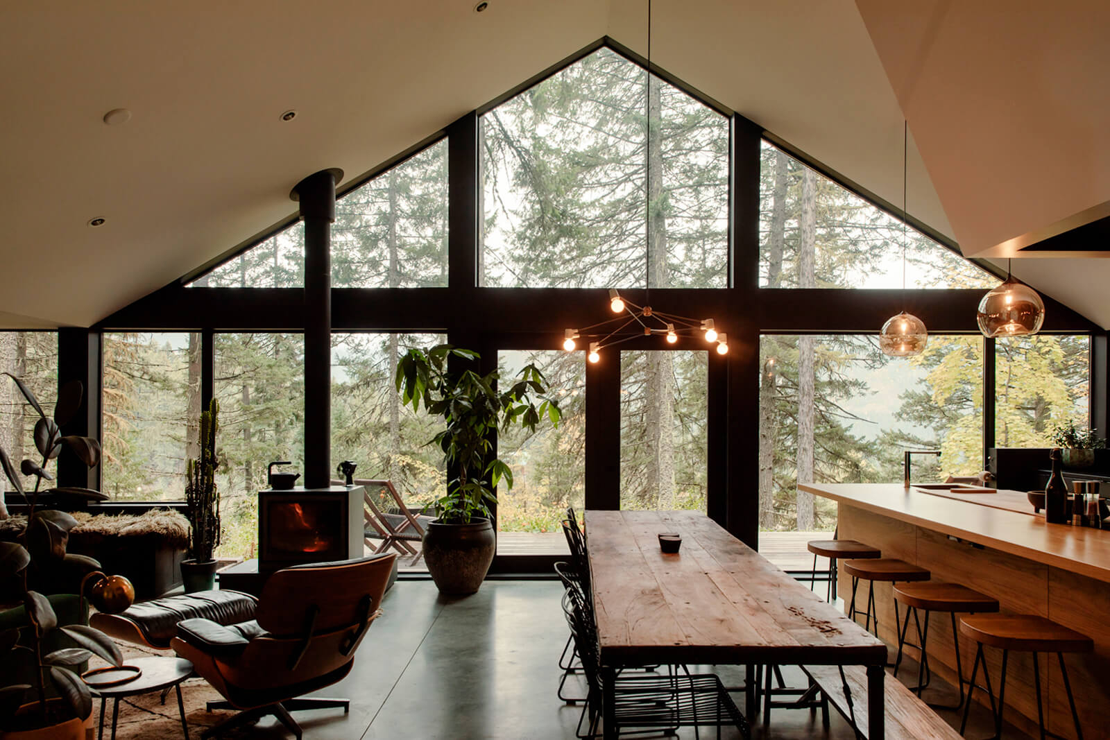 salon avec pignon vitré maison en bois