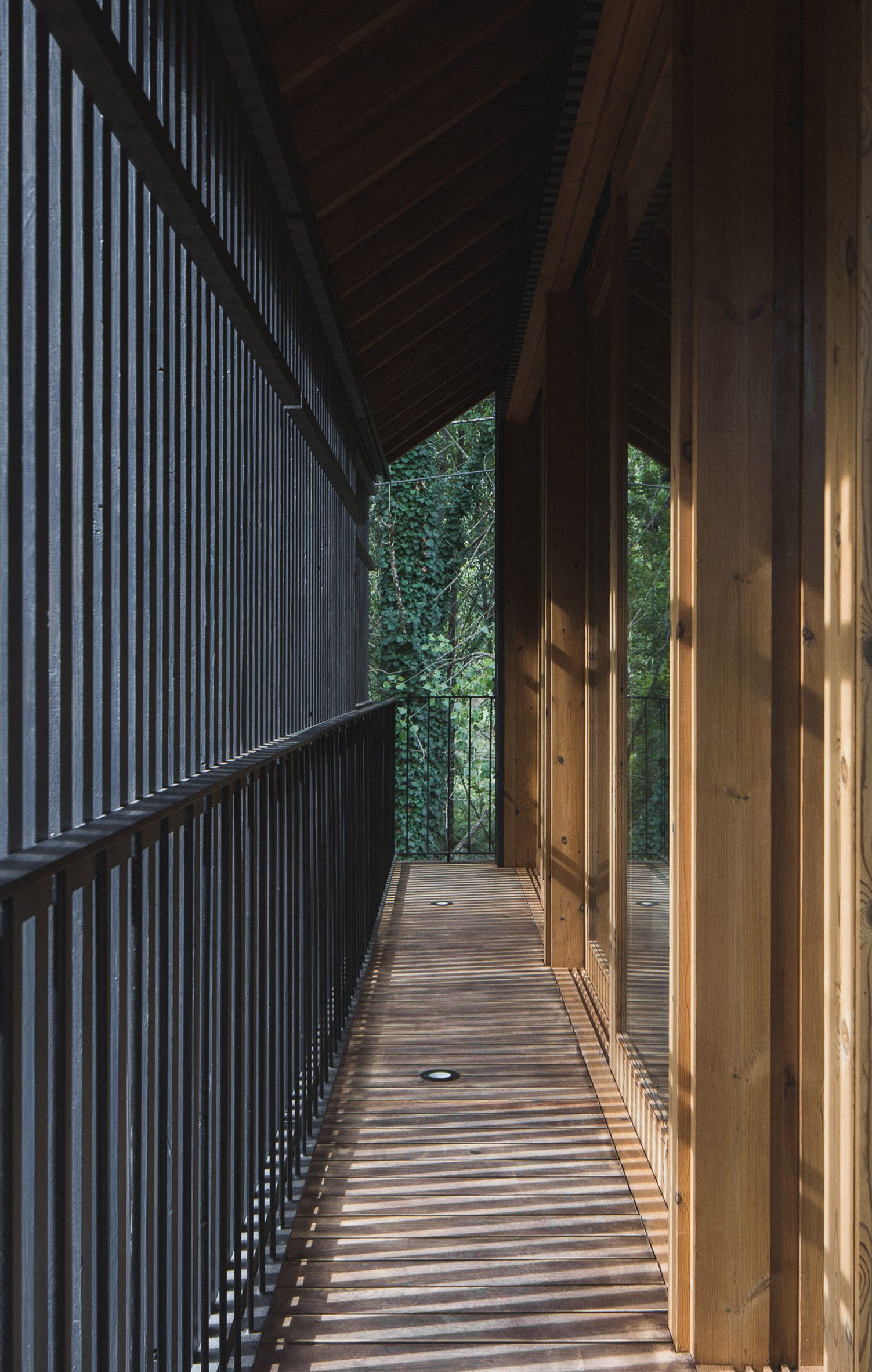 balcon maison en bois