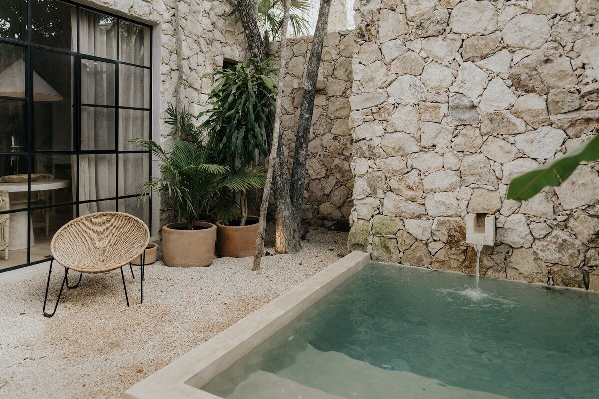 appartement avec piscine privée dans jardin