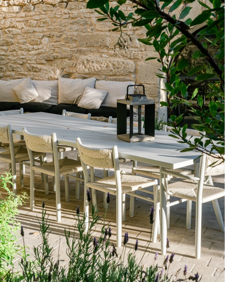 terrasse maison en pierres en Provence ferme Les Callis