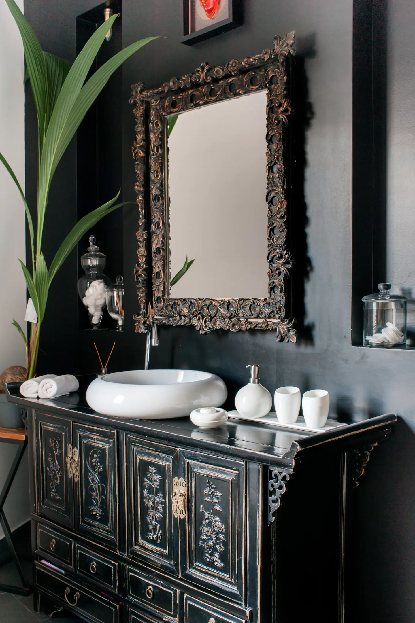 salle de bain baroque meuble chinois