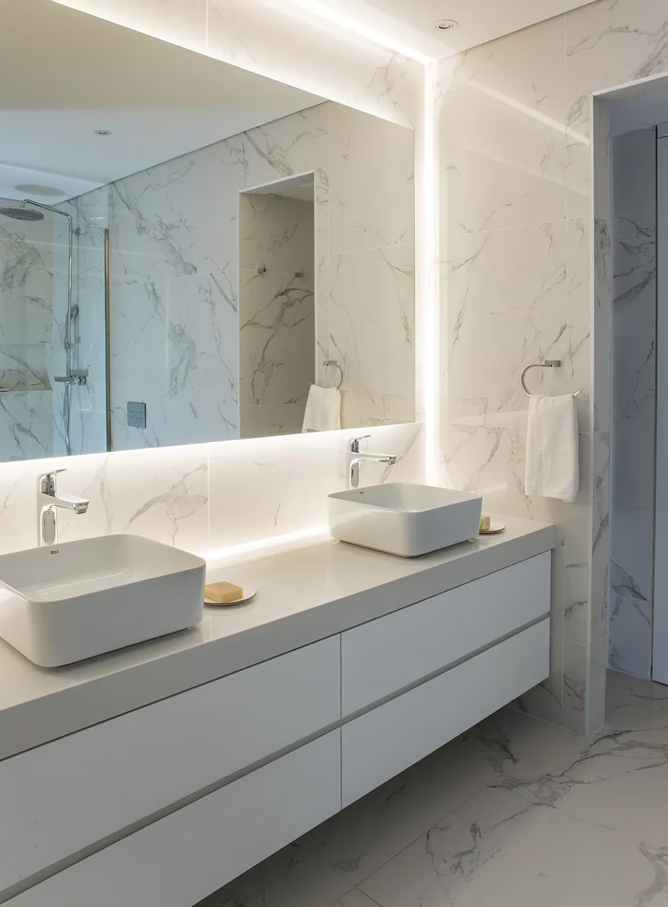 salle de bain marbre blanc décoration design