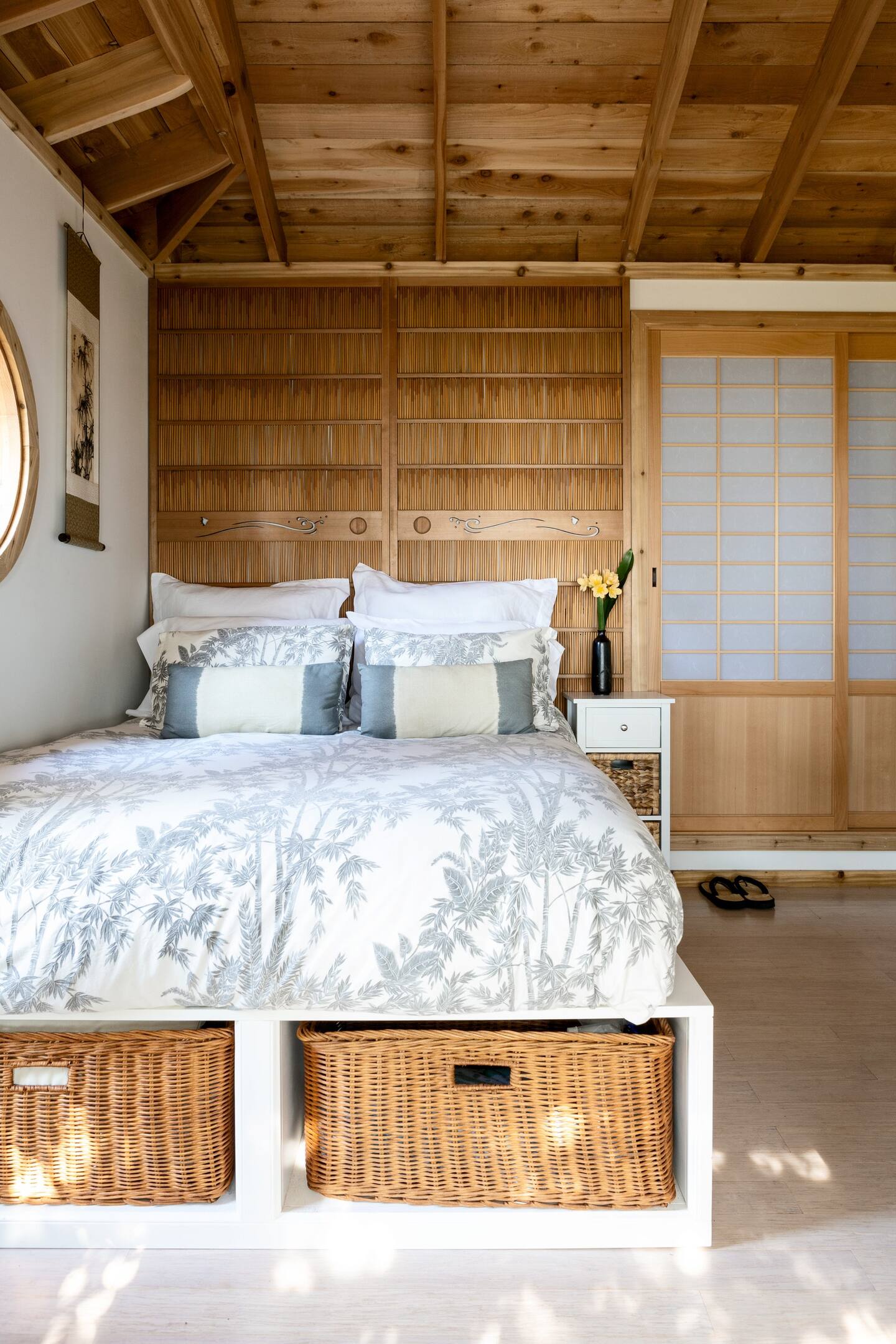chambre petite maison de plage en bois