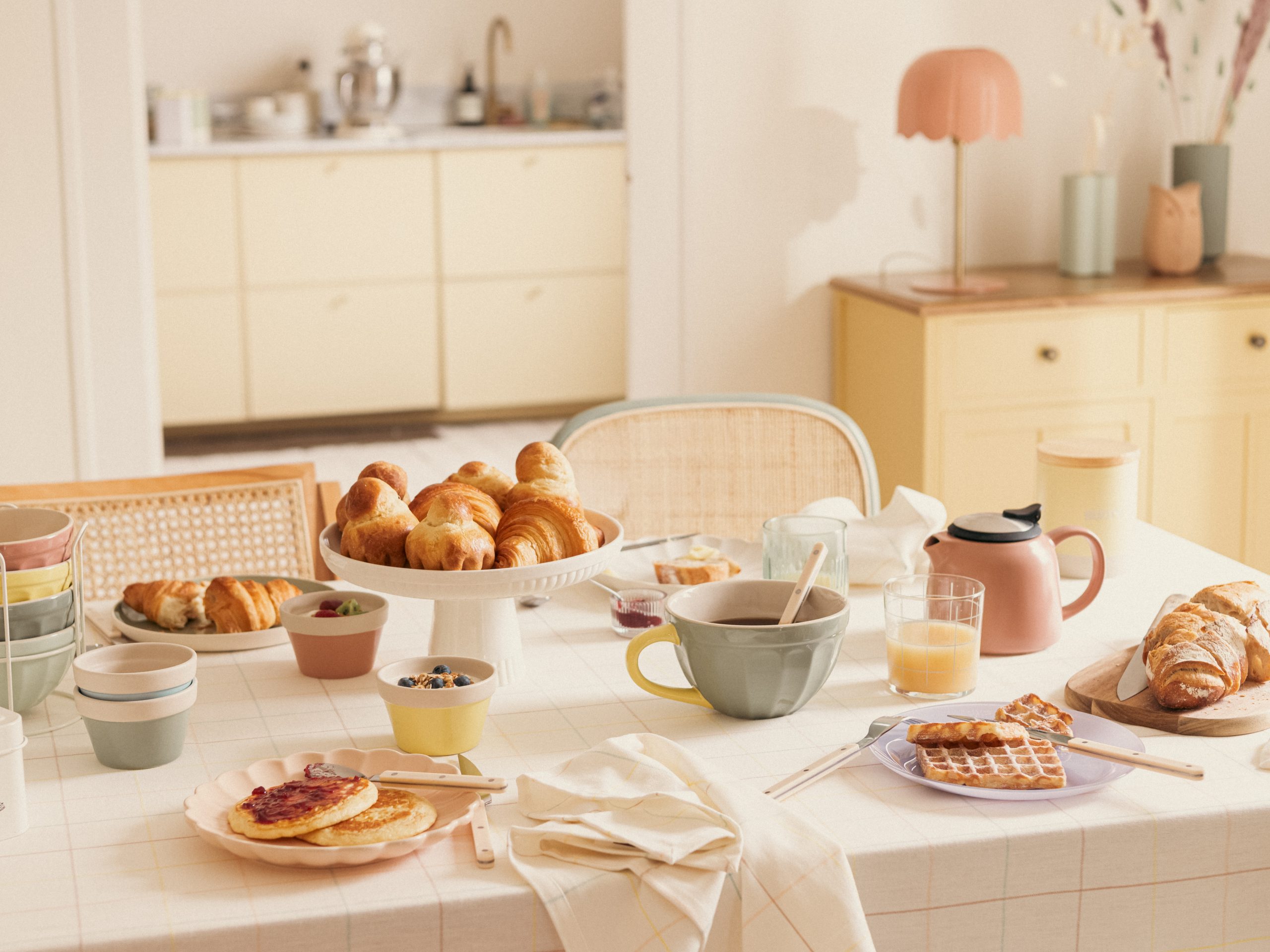 table Maisons du Monde collection Lourmarin